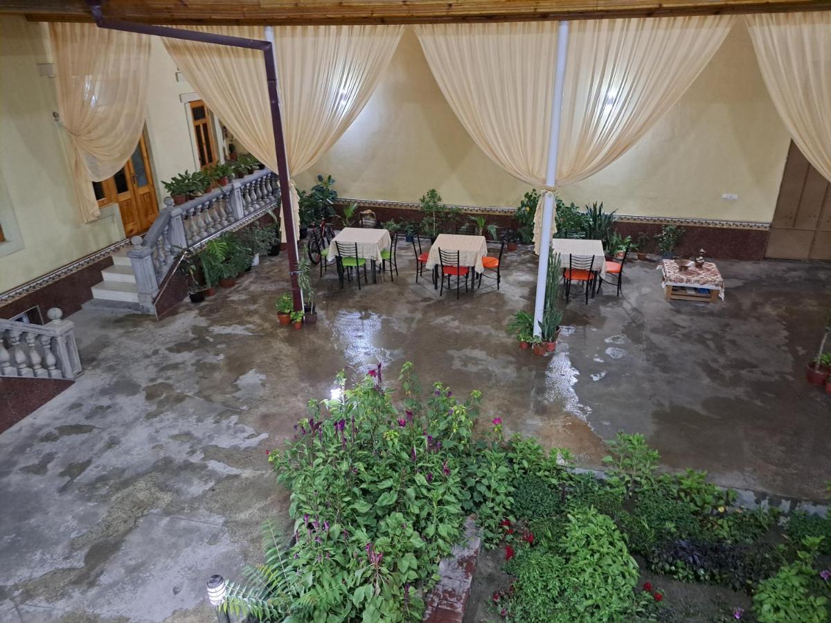 Royal Lux Guest House Samarkand Exteriör bild