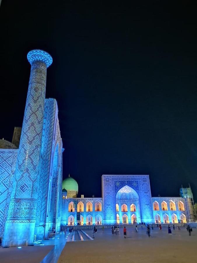 Royal Lux Guest House Samarkand Exteriör bild