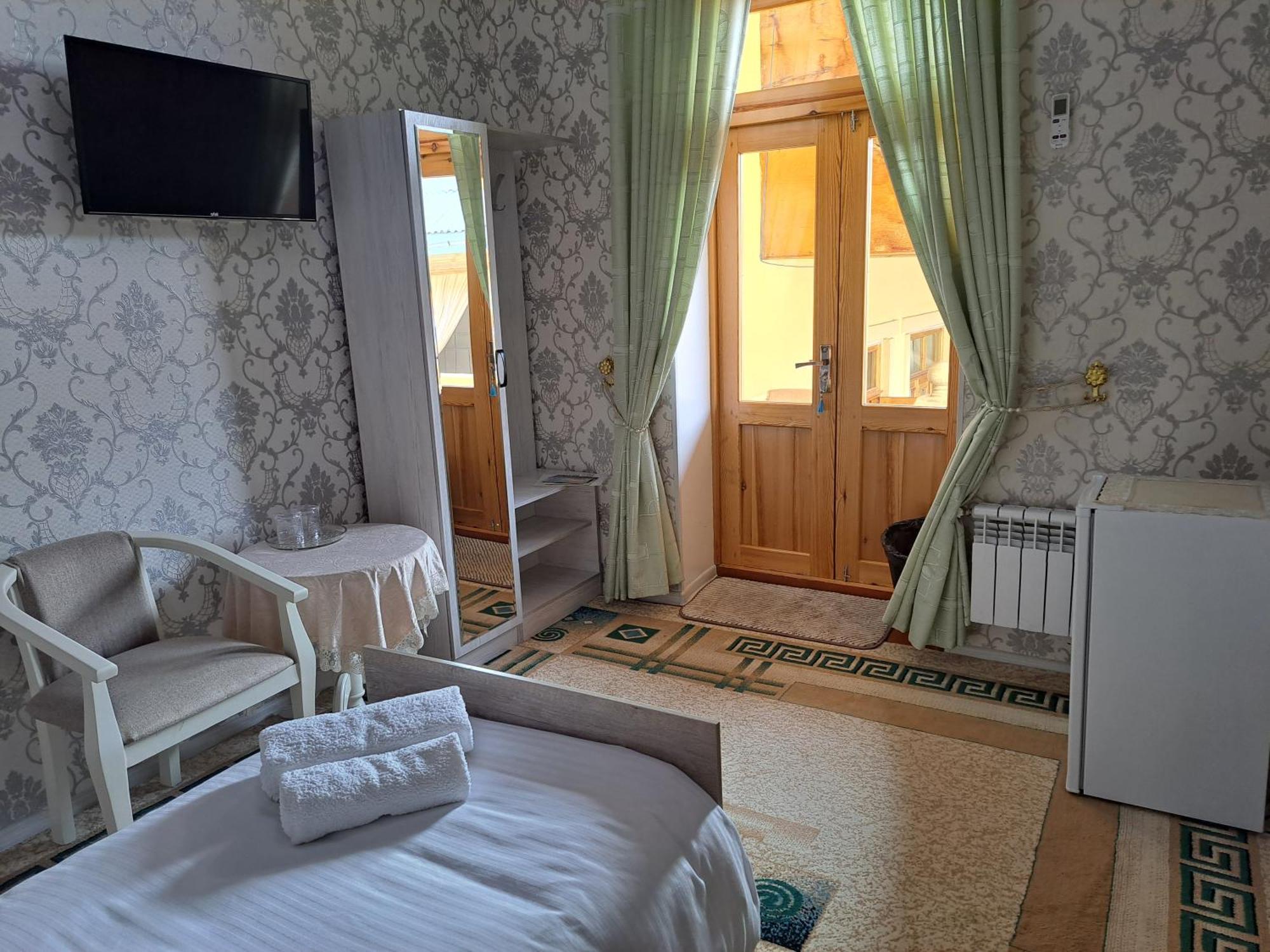 Royal Lux Guest House Samarkand Rum bild